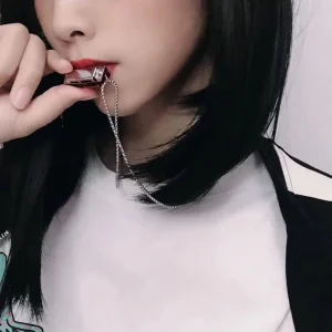 Alloy Clavicle Chain 4-Hole 8-Tone Whistle Mouth Organ Necklace Female Necklace Mini Harmonica Necklace Korean Style Necklace